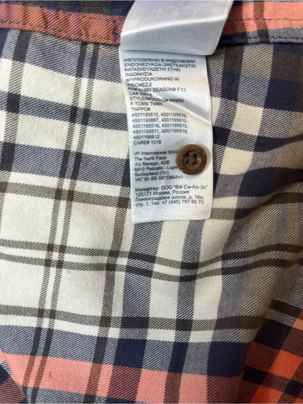 The North Face Coral, Navy & White Plaid Button-Down Shirt - Size XL